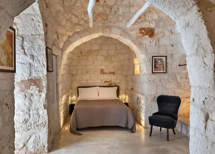 Trullo White Moon Ostuni