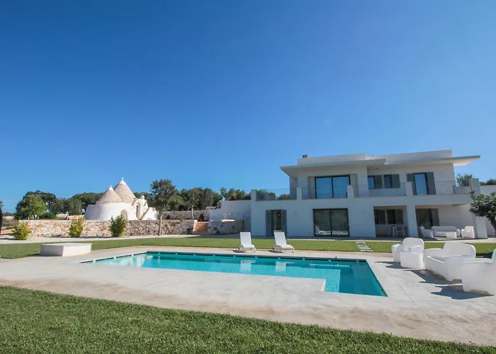 Trullo White Moon Ostuni
